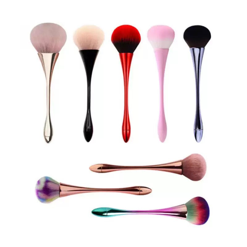 Nail Dust Brush Detail 1