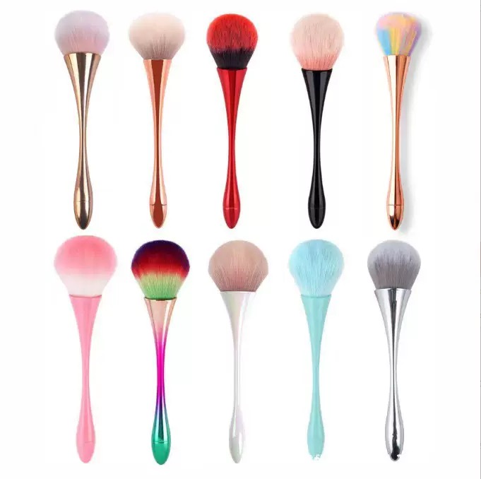 Nail Dust Brush Detail 3