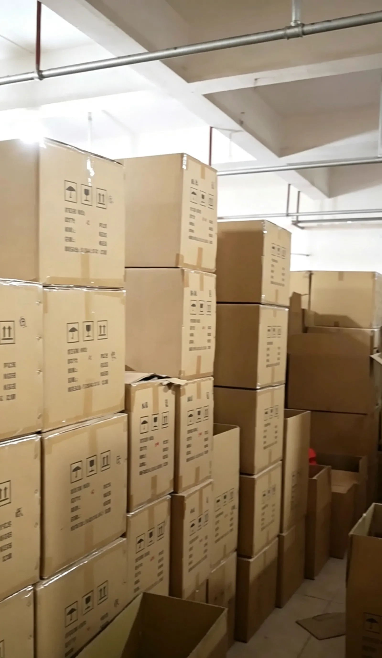 MACNAIL warehouse